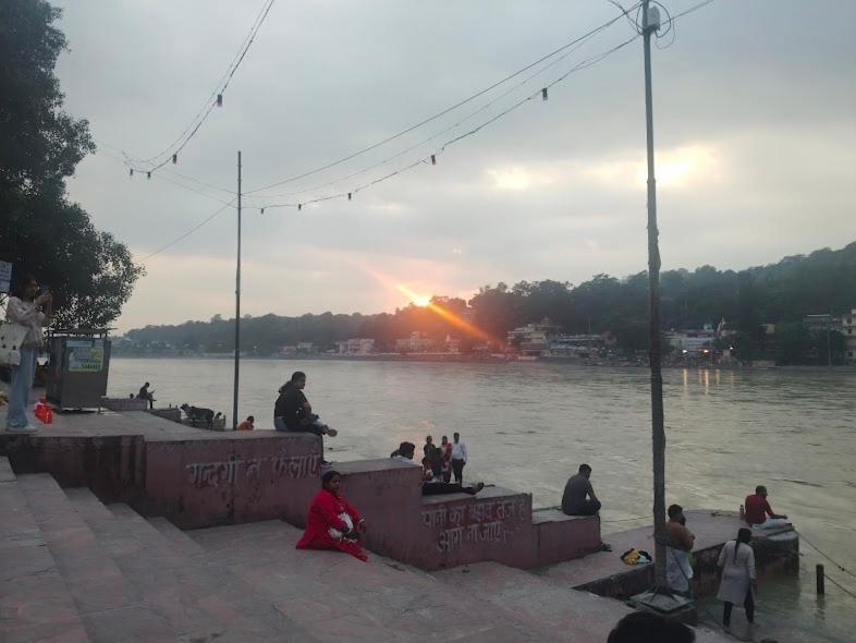 Yes Retreat Rishikesh Hotel Bagian luar foto